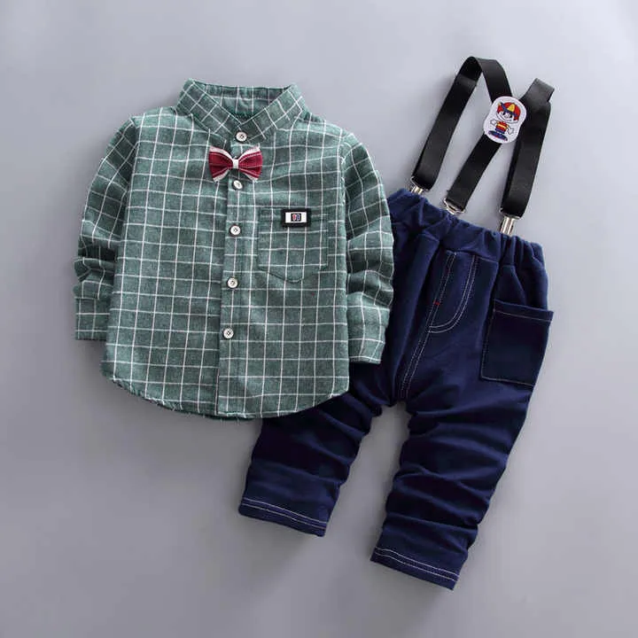 ملابس الفتيان و الفتيات - Boys and girls clothing