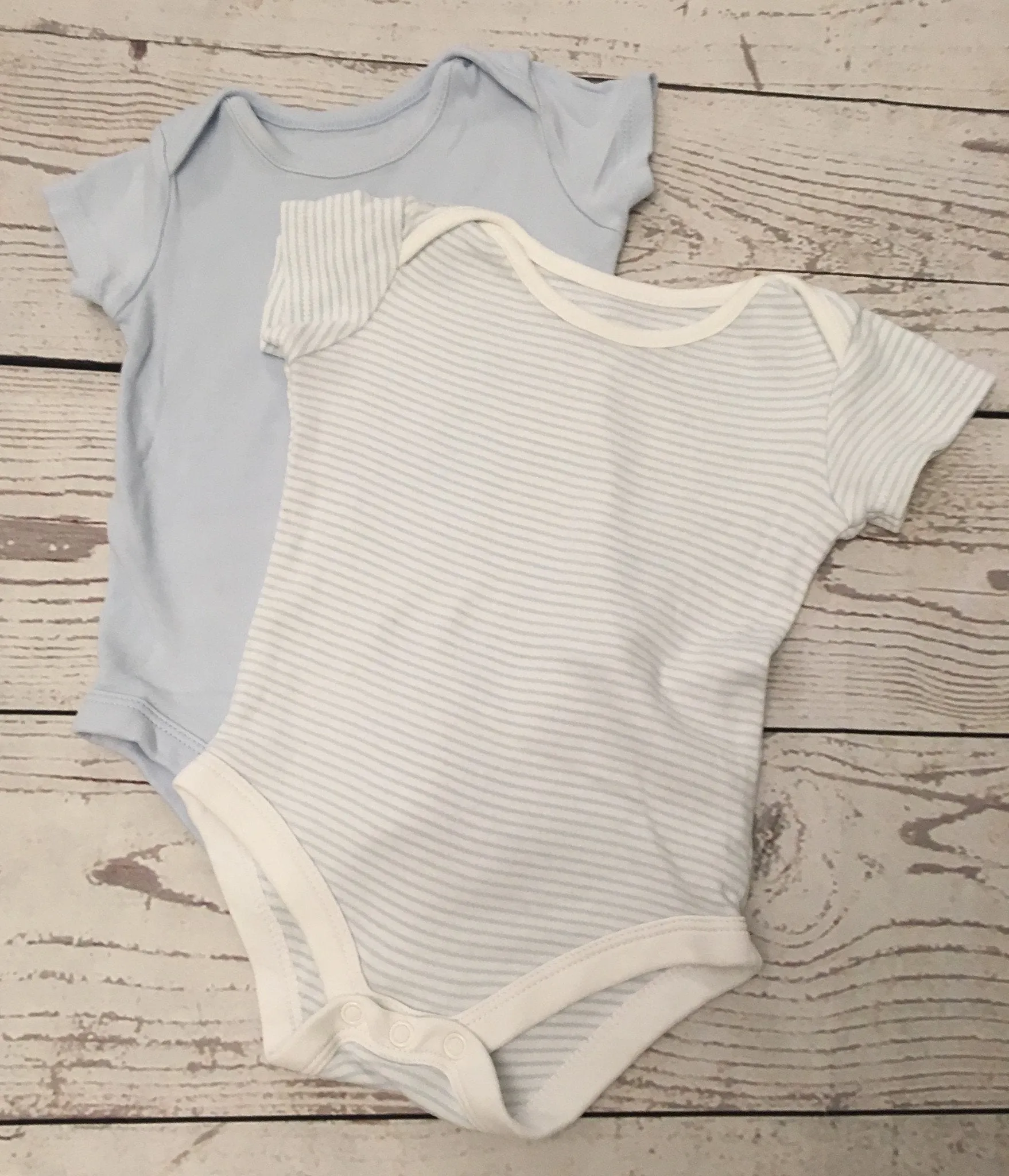 6-9 Months Vests x2