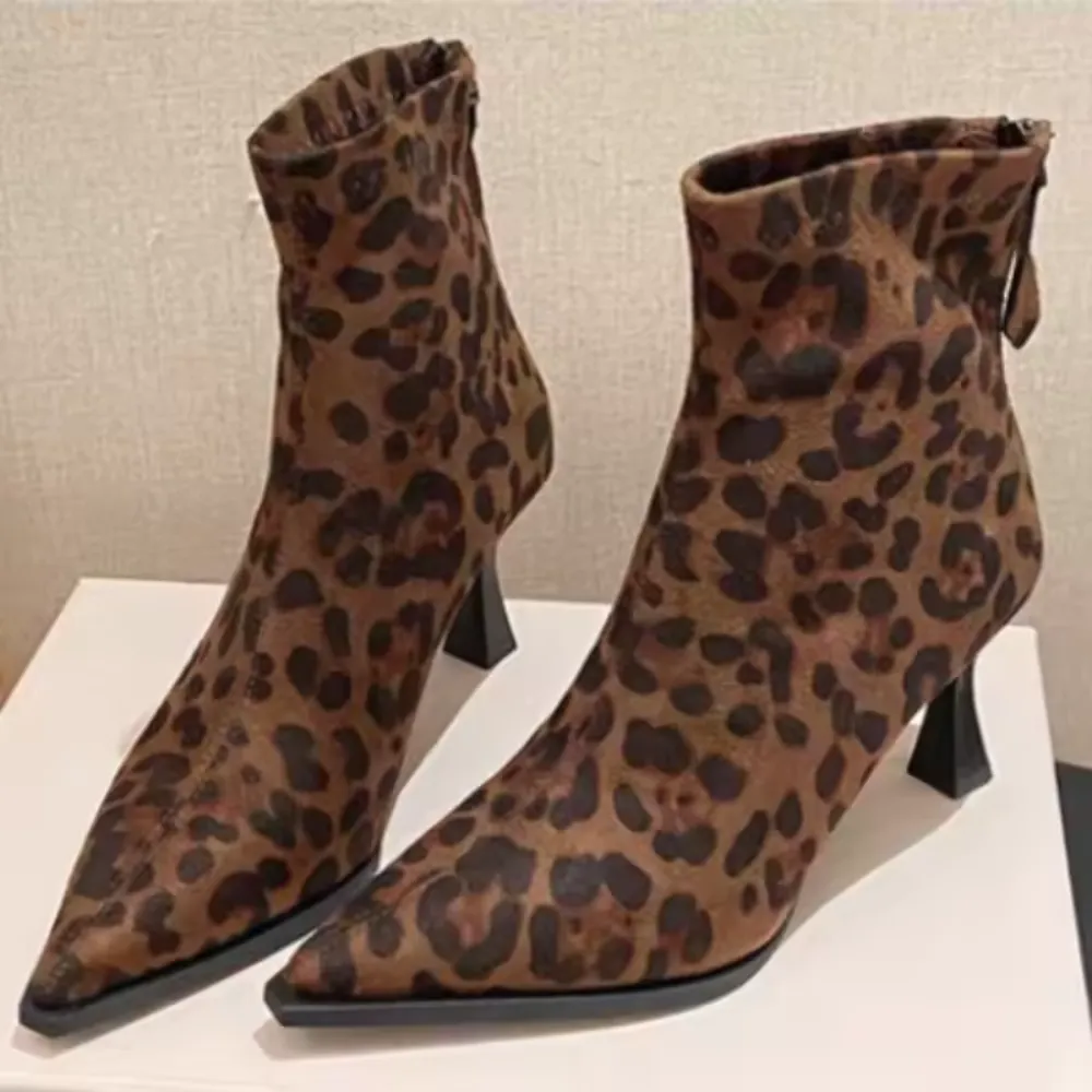 Beatrice - Modern Heeled Boot